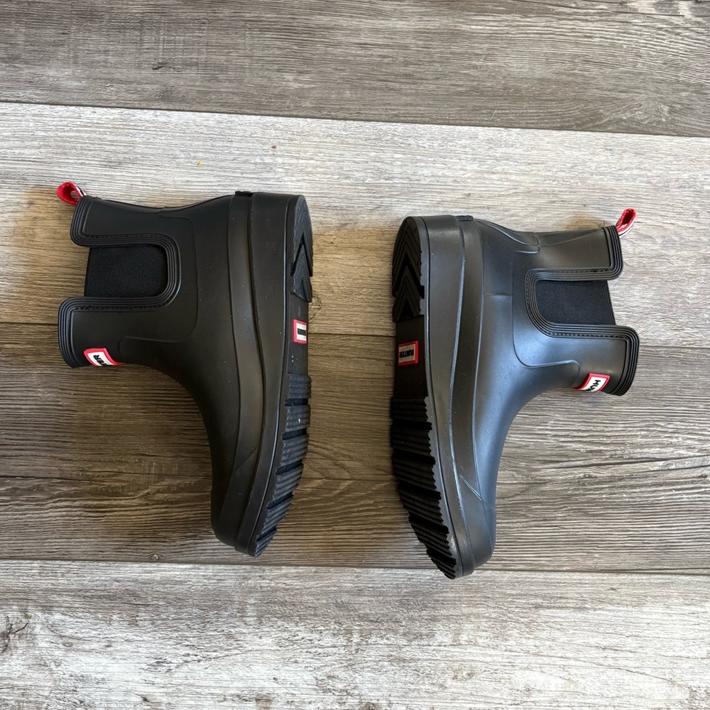 HUNTER Tabitha Slip On Booties size 8M - Picture 4 of 7